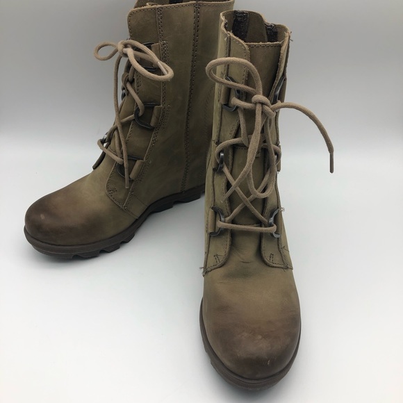 SOREL boots. - Picture 3 of 16